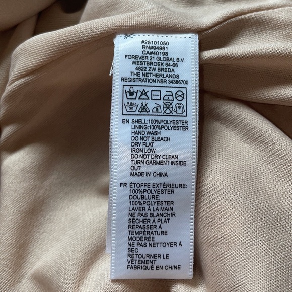 NWT sequin miniskirt Sz S - Picture 3 of 3